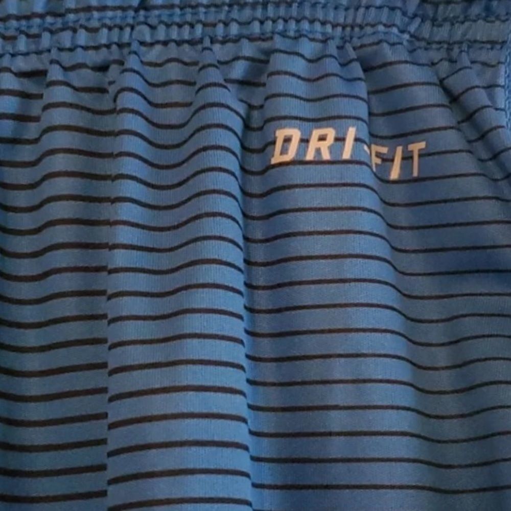 Nike Dri-Fit Shorts   - Picture 5 of 6